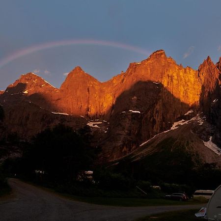 Trollveggen Camping Åndalsnes Dış mekan fotoğraf