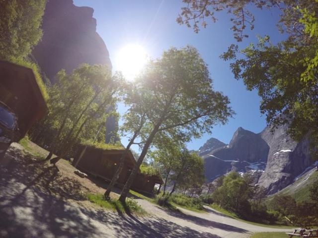 Trollveggen Camping Åndalsnes Dış mekan fotoğraf